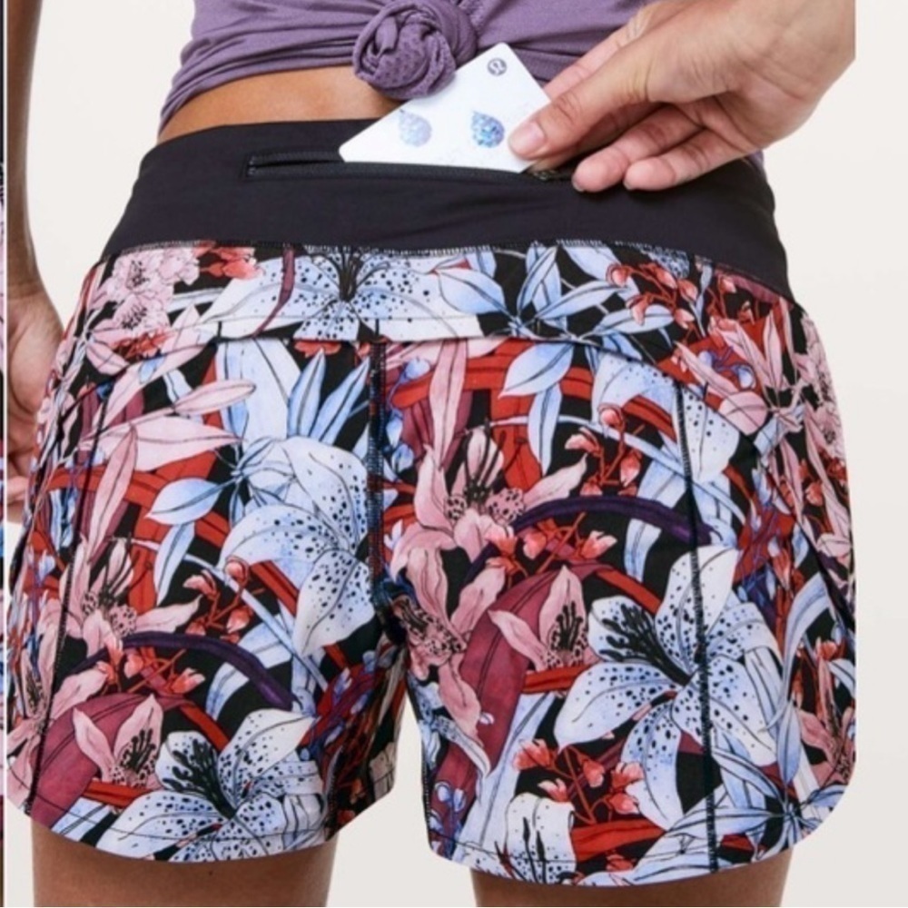 Lululemon Speed Short Lush Lillies Red Blue Multi 2 Tall